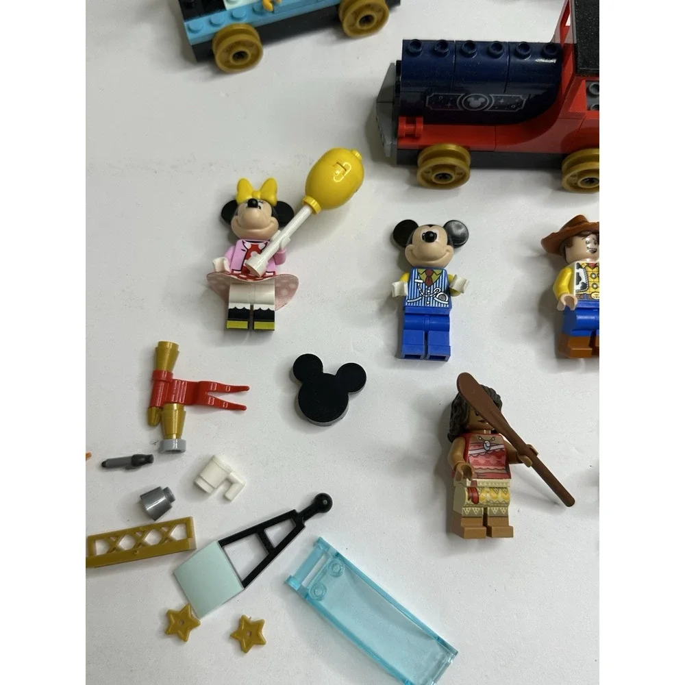 Legos Mickey Minnie Mouse Tinkerbell Peter Pan Woody Moana Train Set 43212